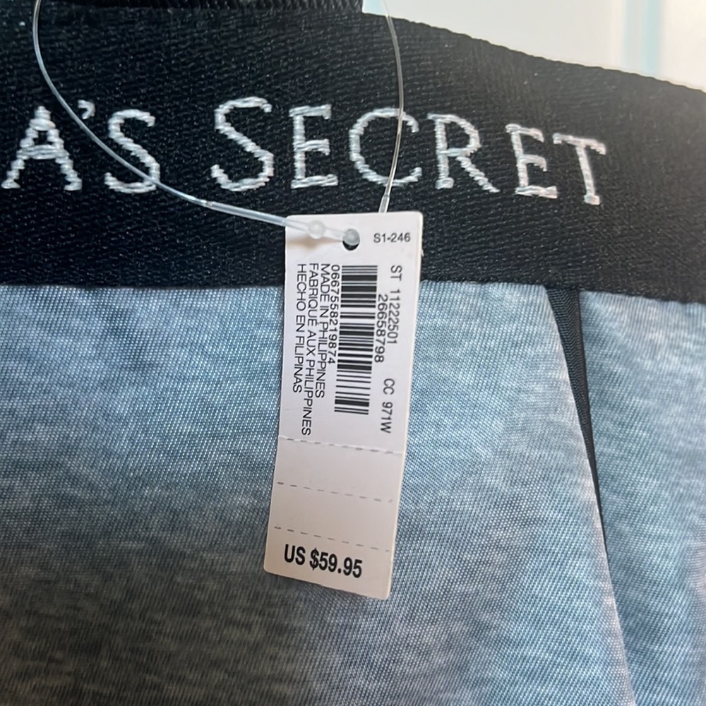 Victoria’s Secret Bag - Picture 2 of 3